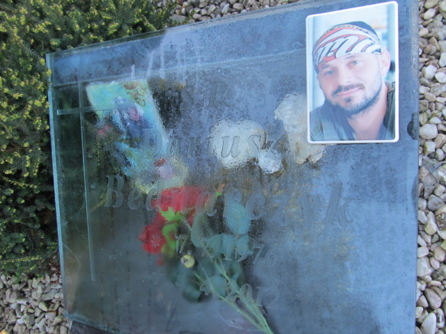 Dariusz Bednarczyk 1976 Mysłowice Brzęczkowice - Grobonet - Wyszukiwarka osób pochowanych